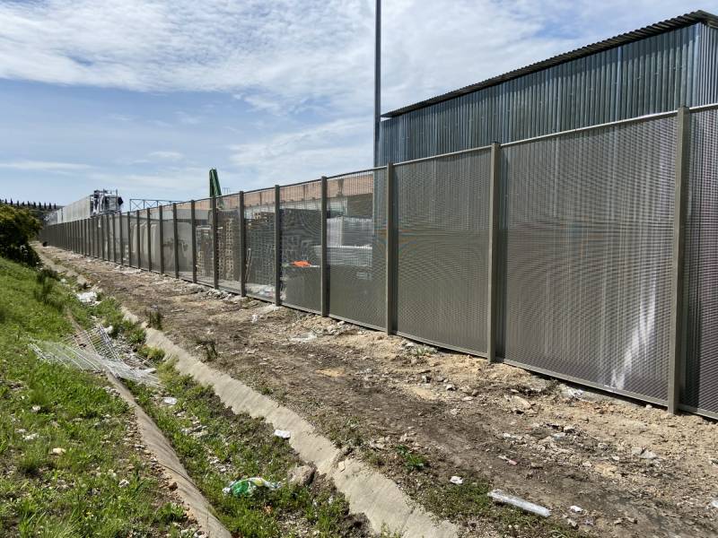 Pose d'une clôture d'enceinte de sécurité entrepôt à Marseille en 2020