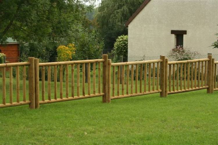 installation de clôture en bois en PACA